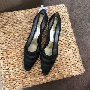 BLACK SUEDE & SHEER PUMP